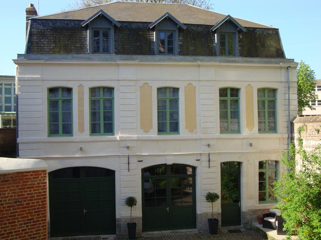 La Cour Des Carmes Acomodação com café da manhã Arras Exterior foto